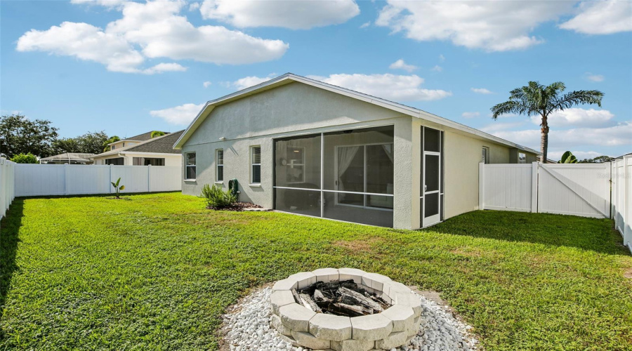 Bradenton, Florida 34203, 3 Bedroom Bedrooms, ,2 Bathroombathrooms,Residential,For Sale,58Th,0,Mfra4698329