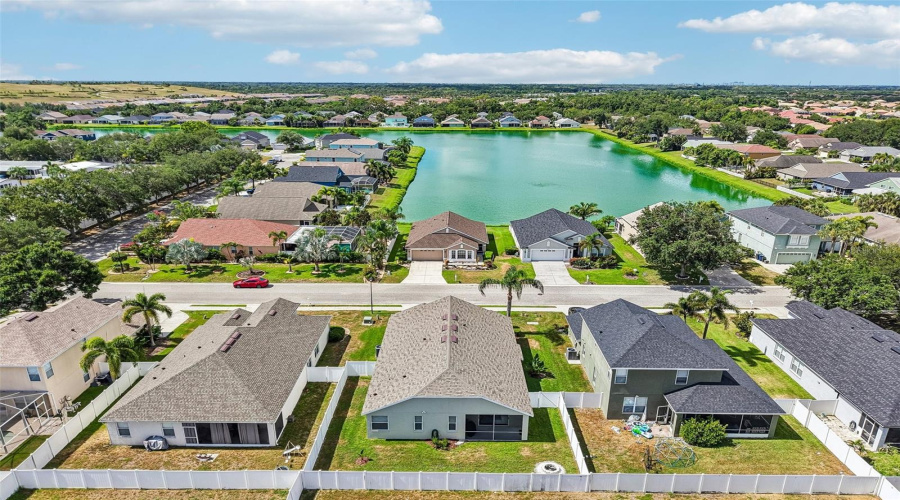 Bradenton, Florida 34203, 3 Bedroom Bedrooms, ,2 Bathroombathrooms,Residential,For Sale,58Th,0,Mfra4698329