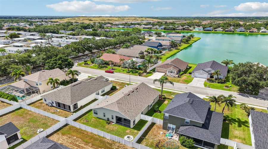 Bradenton, Florida 34203, 3 Bedroom Bedrooms, ,2 Bathroombathrooms,Residential,For Sale,58Th,0,Mfra4698329