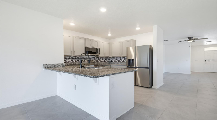 New Smyrna Beach, Florida 32168, 3 Bedroom Bedrooms, ,2 Bathroombathrooms,Residential,For Sale,Caryota,0,Mfrtb8530772