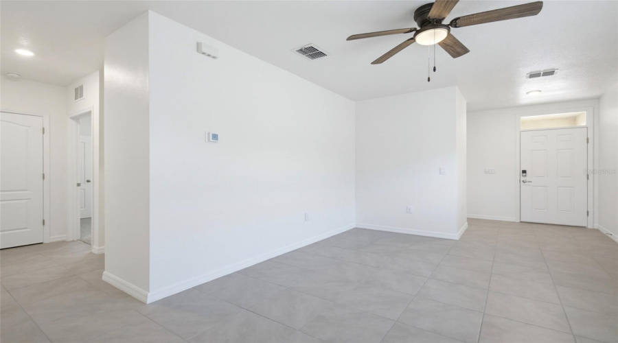 New Smyrna Beach, Florida 32168, 3 Bedroom Bedrooms, ,2 Bathroombathrooms,Residential,For Sale,Caryota,0,Mfrtb8530772