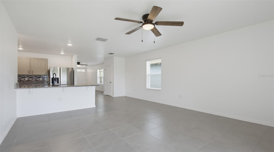 New Smyrna Beach, Florida 32168, 3 Bedroom Bedrooms, ,2 Bathroombathrooms,Residential,For Sale,Caryota,0,Mfrtb8530772