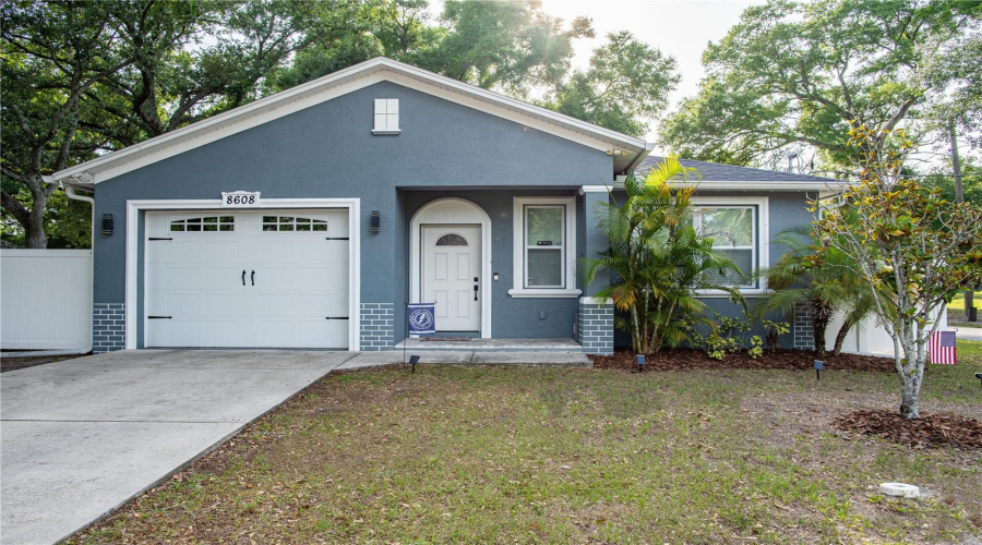 Tampa, Florida 33604, 3 Bedroom Bedrooms, ,2 Bathroombathrooms,Residential,For Sale,Mitchell,0,Mfrtb8527285