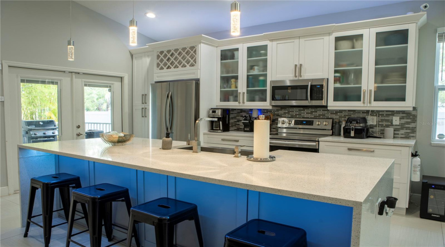 Tampa, Florida 33604, 3 Bedroom Bedrooms, ,2 Bathroombathrooms,Residential,For Sale,Mitchell,0,Mfrtb8527285