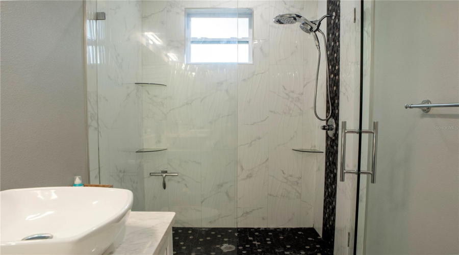 Tampa, Florida 33604, 3 Bedroom Bedrooms, ,2 Bathroombathrooms,Residential,For Sale,Mitchell,0,Mfrtb8527285