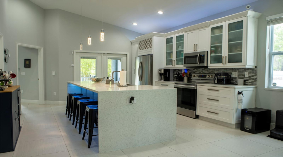 Tampa, Florida 33604, 3 Bedroom Bedrooms, ,2 Bathroombathrooms,Residential,For Sale,Mitchell,0,Mfrtb8527285