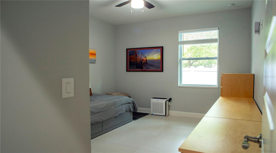 Tampa, Florida 33604, 3 Bedroom Bedrooms, ,2 Bathroombathrooms,Residential,For Sale,Mitchell,0,Mfrtb8527285