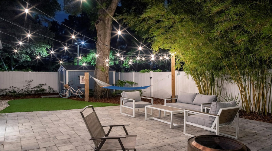 Tampa, Florida 33604, 3 Bedroom Bedrooms, ,2 Bathroombathrooms,Residential,For Sale,Mitchell,0,Mfrtb8527285