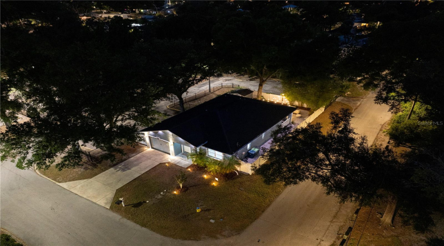 Tampa, Florida 33604, 3 Bedroom Bedrooms, ,2 Bathroombathrooms,Residential,For Sale,Mitchell,0,Mfrtb8527285