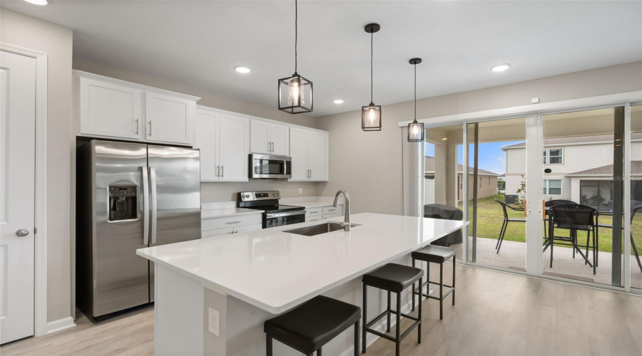 Mascotte, Florida 34753, 4 Bedroom Bedrooms, ,3 Bathroombathrooms,Residential,For Sale,Sugarbelle,0,Mfro6403831