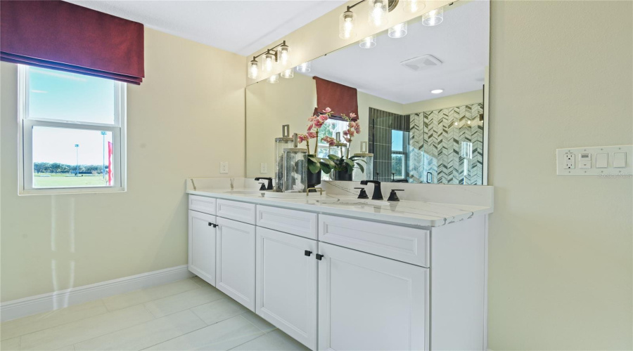 Winter Haven, Florida 33884, 5 Bedroom Bedrooms, ,3 Bathroombathrooms,Residential,For Sale,Kinsley,0,Mfrs5150451