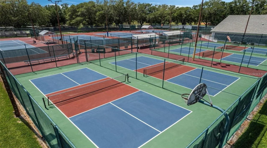 Leesburg, Florida 34748, 2 Bedroom Bedrooms, ,2 Bathroombathrooms,Residential,For Sale,Hibiscus,0,Mfrtb8460495