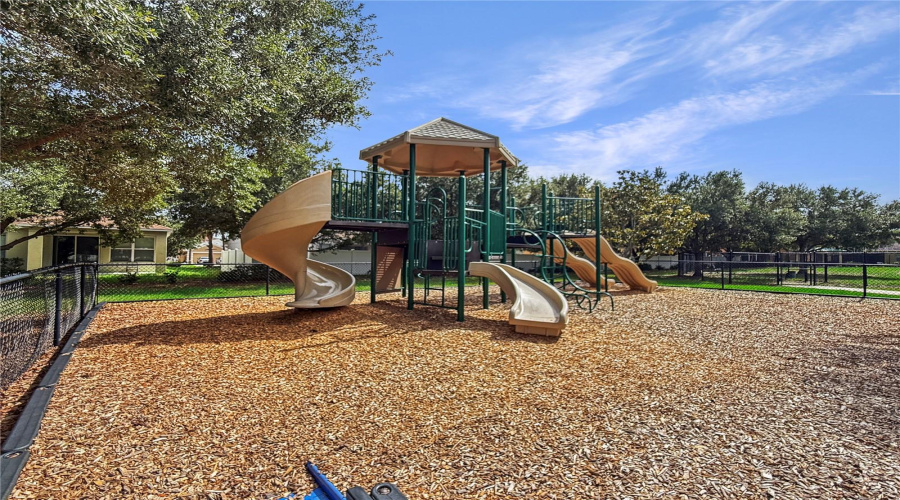 Riverview, Florida 33578, 3 Bedroom Bedrooms, ,2 Bathroombathrooms,Residential,For Sale,Forest Mere,0,Mfrtb8514681