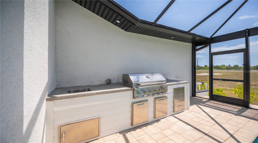 Built In Outdoor Kitchen