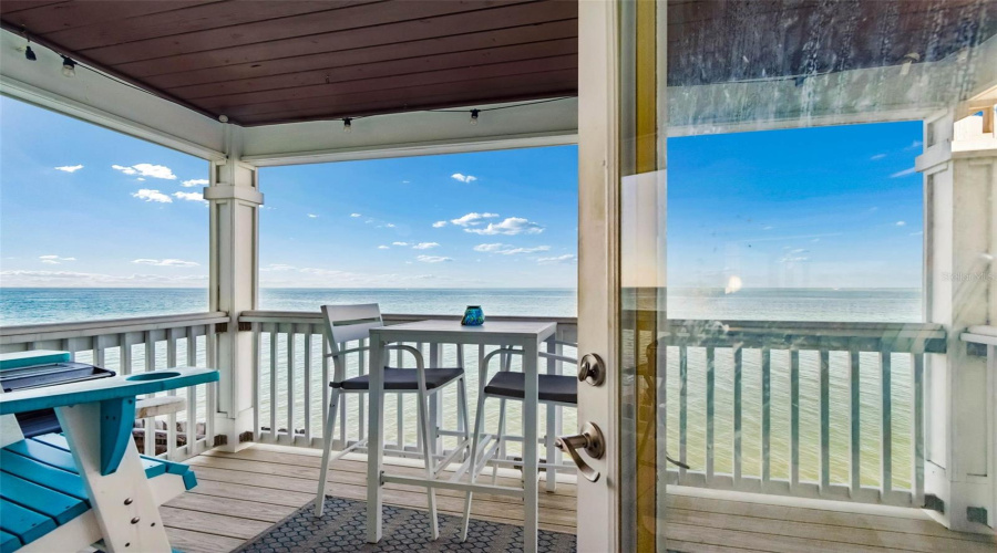 Bayfront Covered Balcony