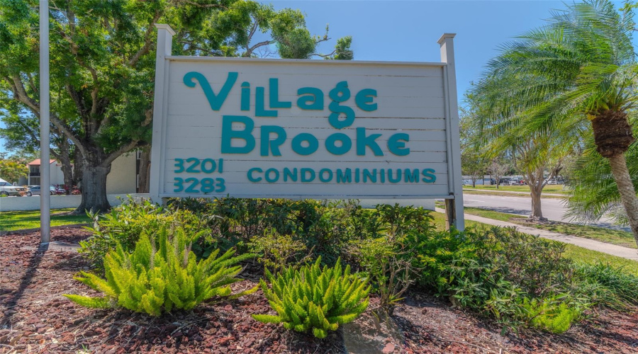 Sarasota, Florida 34232, 2 Bedroom Bedrooms, ,2 Bathroombathrooms,Residential,For Sale,Beneva,0,Mfrtb8516148