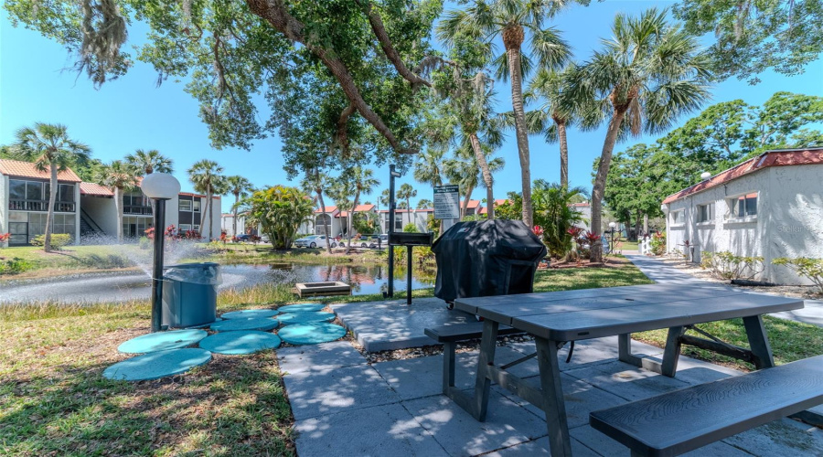 Sarasota, Florida 34232, 2 Bedroom Bedrooms, ,2 Bathroombathrooms,Residential,For Sale,Beneva,0,Mfrtb8516148