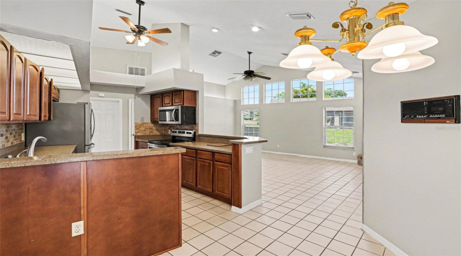 Spring Hill, Florida 34609, 3 Bedroom Bedrooms, ,2 Bathroombathrooms,Residential,For Sale,Everard,0,Mfrtb8517073