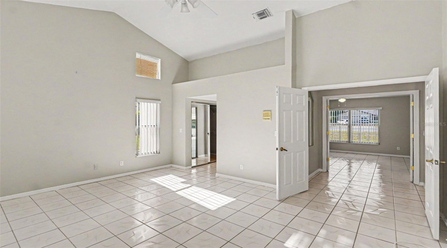 Spring Hill, Florida 34609, 3 Bedroom Bedrooms, ,2 Bathroombathrooms,Residential,For Sale,Everard,0,Mfrtb8517073