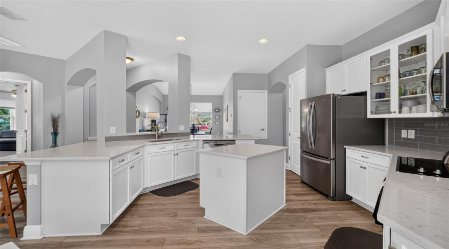 Sorrento, Florida 32776, 3 Bedroom Bedrooms, ,2 Bathroombathrooms,Residential,For Sale,Woodhill,0,Mfro6427487