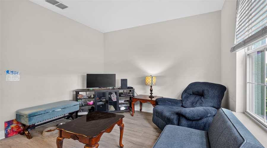 Sorrento, Florida 32776, 3 Bedroom Bedrooms, ,2 Bathroombathrooms,Residential,For Sale,Woodhill,0,Mfro6427487