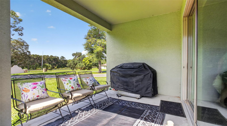 Sorrento, Florida 32776, 3 Bedroom Bedrooms, ,2 Bathroombathrooms,Residential,For Sale,Woodhill,0,Mfro6427487