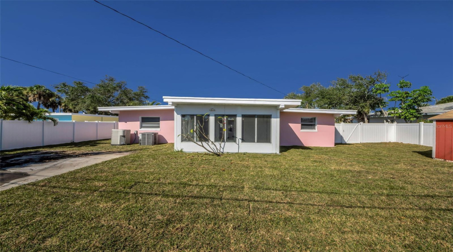 St Pete Beach, Florida 33706, 2 Bedroom Bedrooms, ,2 Bathroombathrooms,Residential,For Sale,88Th,0,Mfrw7880900
