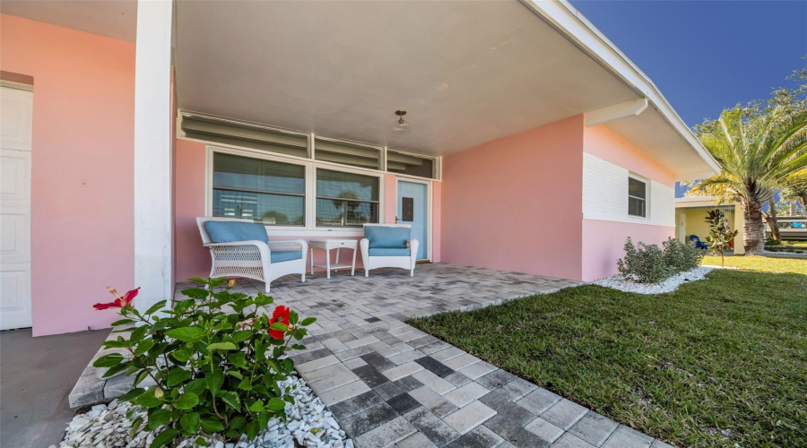 St Pete Beach, Florida 33706, 2 Bedroom Bedrooms, ,2 Bathroombathrooms,Residential,For Sale,88Th,0,Mfrw7880900