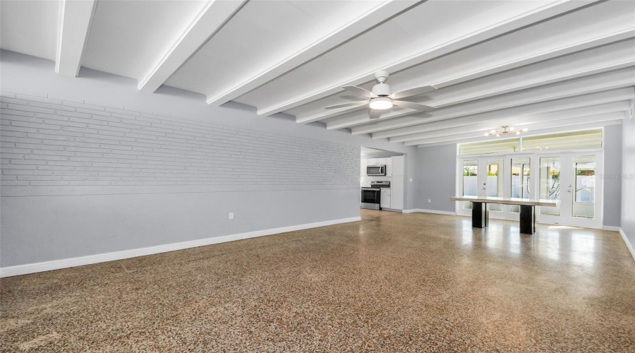 St Pete Beach, Florida 33706, 2 Bedroom Bedrooms, ,2 Bathroombathrooms,Residential,For Sale,88Th,0,Mfrw7880900