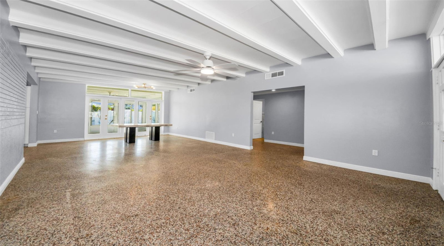 St Pete Beach, Florida 33706, 2 Bedroom Bedrooms, ,2 Bathroombathrooms,Residential,For Sale,88Th,0,Mfrw7880900