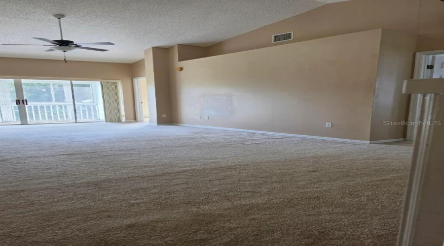 Davenport, Florida 33837, 3 Bedroom Bedrooms, ,2 Bathroombathrooms,Residential,For Sale,Eagle Ridge,0,Mfrg5115084