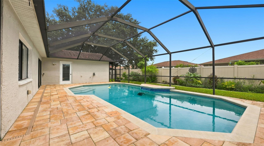Brandon, Florida 33511, 3 Bedroom Bedrooms, ,2 Bathroombathrooms,Residential,For Sale,Flaxwood,0,Mfrtb8543003