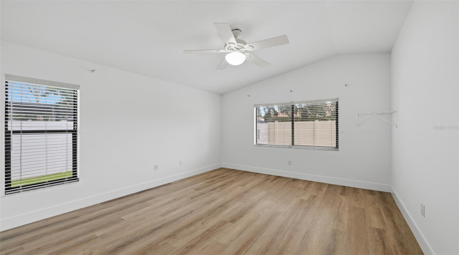 Brandon, Florida 33511, 3 Bedroom Bedrooms, ,2 Bathroombathrooms,Residential,For Sale,Flaxwood,0,Mfrtb8543003