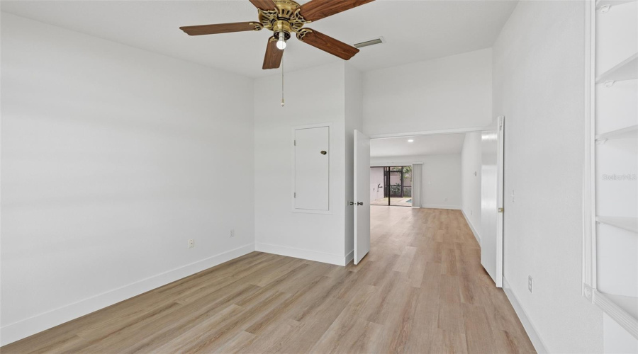 Brandon, Florida 33511, 3 Bedroom Bedrooms, ,2 Bathroombathrooms,Residential,For Sale,Flaxwood,0,Mfrtb8543003
