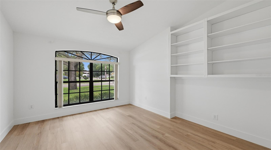 Brandon, Florida 33511, 3 Bedroom Bedrooms, ,2 Bathroombathrooms,Residential,For Sale,Flaxwood,0,Mfrtb8543003