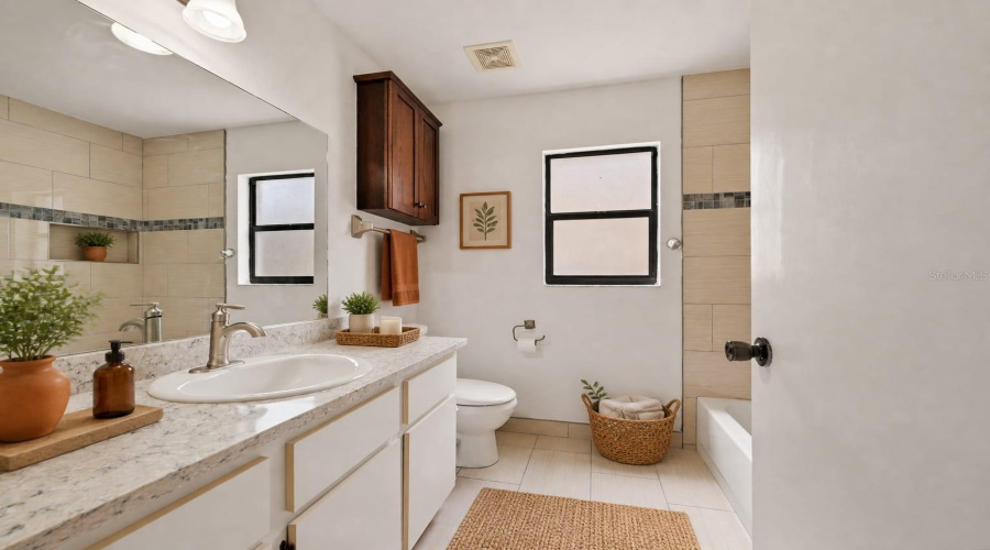 Brandon, Florida 33511, 3 Bedroom Bedrooms, ,2 Bathroombathrooms,Residential,For Sale,Flaxwood,0,Mfrtb8543003
