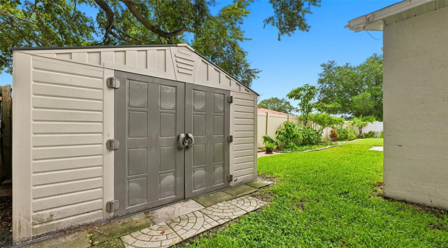 Brandon, Florida 33511, 3 Bedroom Bedrooms, ,2 Bathroombathrooms,Residential,For Sale,Flaxwood,0,Mfrtb8543003