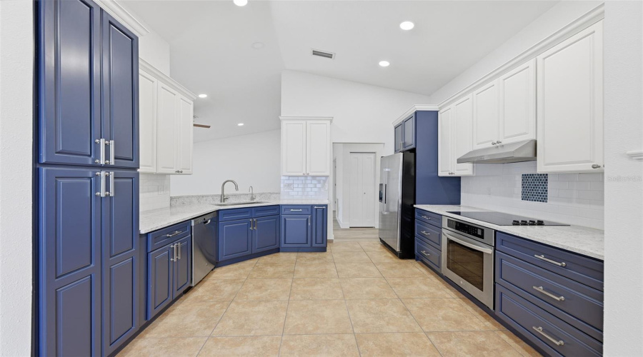 Brandon, Florida 33511, 3 Bedroom Bedrooms, ,2 Bathroombathrooms,Residential,For Sale,Flaxwood,0,Mfrtb8543003