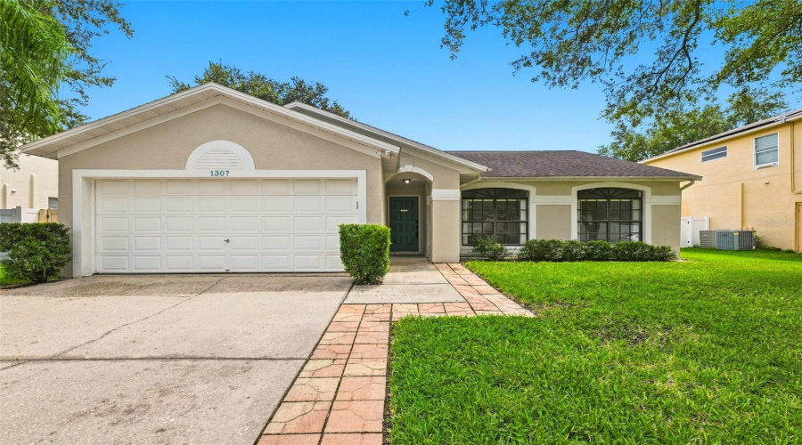 Brandon, Florida 33511, 3 Bedroom Bedrooms, ,2 Bathroombathrooms,Residential,For Sale,Flaxwood,0,Mfrtb8543003