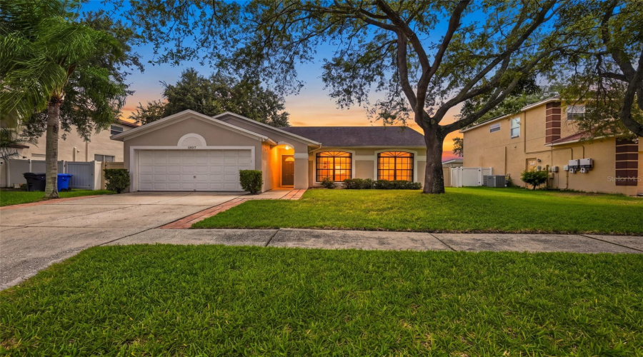 Brandon, Florida 33511, 3 Bedroom Bedrooms, ,2 Bathroombathrooms,Residential,For Sale,Flaxwood,0,Mfrtb8543003