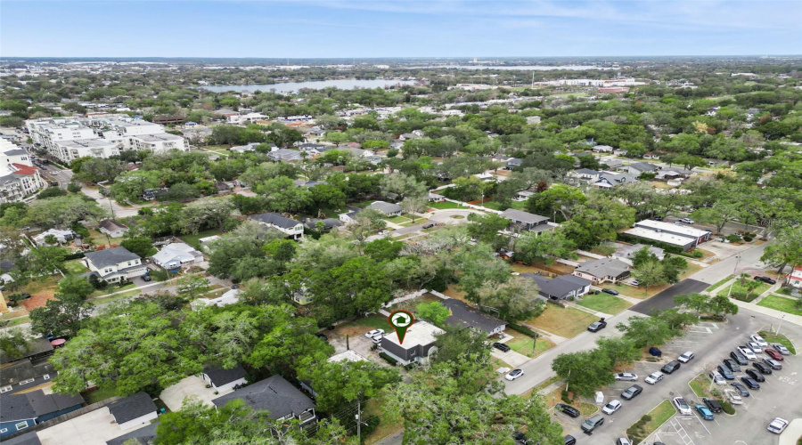 Orlando, Florida 32804, 2 Bedroom Bedrooms, ,1 Bathroombathrooms,Residential,For Sale,Elizabeth,0,Mfro6386693