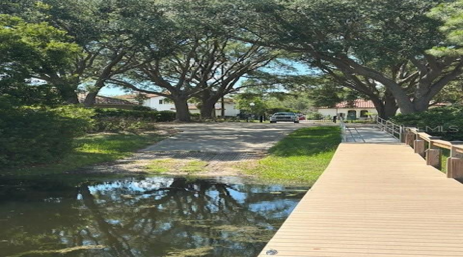 Community Pier
