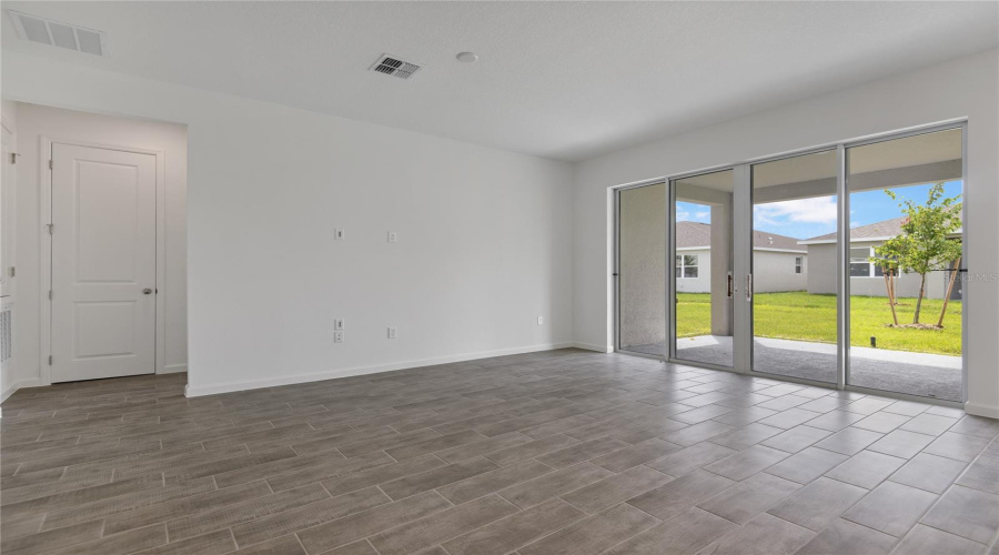 Winter Haven, Florida 33884, 4 Bedroom Bedrooms, ,3 Bathroombathrooms,Residential,For Sale,Kinsley,0,Mfrs5133352