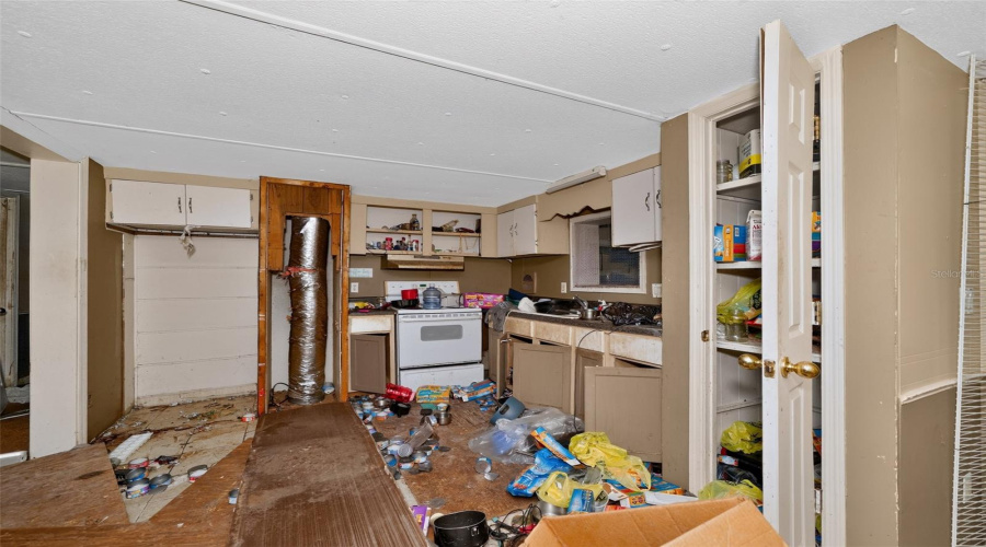 Havana, Florida 32333, 3 Bedroom Bedrooms, ,1 Bathroombathrooms,Residential,For Sale,Chambliss,0,Mfrtb8540935