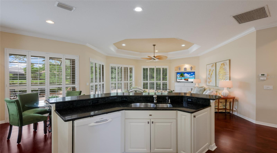 Bradenton, Florida 34202, 2 Bedroom Bedrooms, ,2 Bathroombathrooms,Residential,For Sale,Orchid Island,0,Mfra4695467