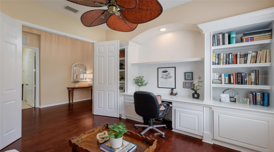 Bradenton, Florida 34202, 2 Bedroom Bedrooms, ,2 Bathroombathrooms,Residential,For Sale,Orchid Island,0,Mfra4695467