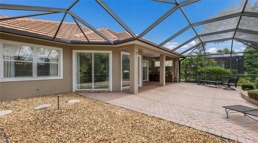 Bradenton, Florida 34202, 2 Bedroom Bedrooms, ,2 Bathroombathrooms,Residential,For Sale,Orchid Island,0,Mfra4695467