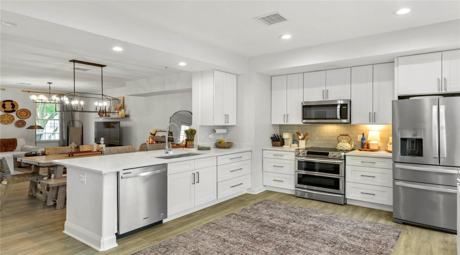 Orlando, Florida 32814, 3 Bedroom Bedrooms, ,3 Bathroombathrooms,Residential,For Sale,Prospect,0,Mfro6436079