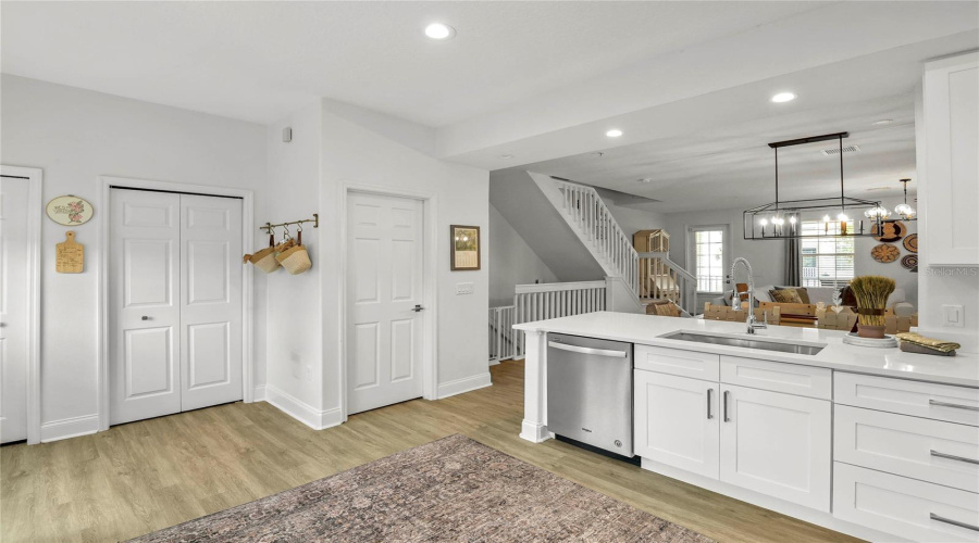 Orlando, Florida 32814, 3 Bedroom Bedrooms, ,3 Bathroombathrooms,Residential,For Sale,Prospect,0,Mfro6436079