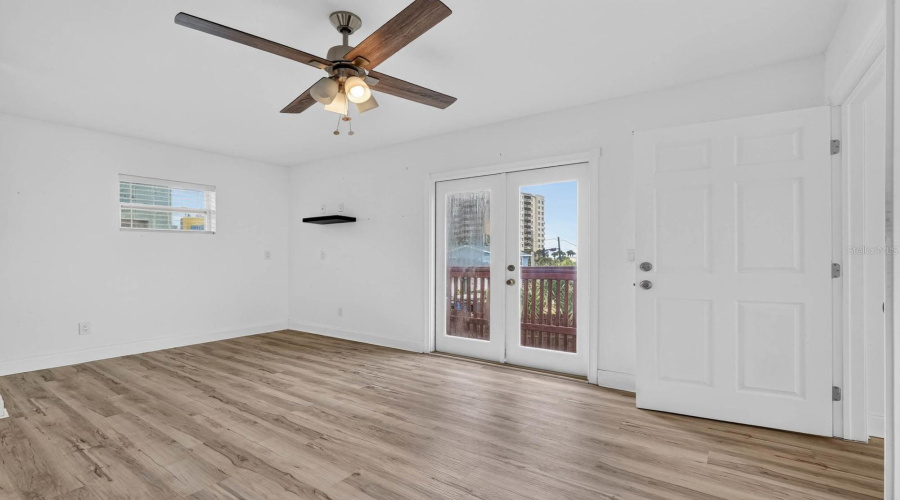 Daytona Beach, Florida 32118, 5 Bedroom Bedrooms, ,4 Bathroombathrooms,Residential,For Sale,Schulte,0,Mfrv4948843